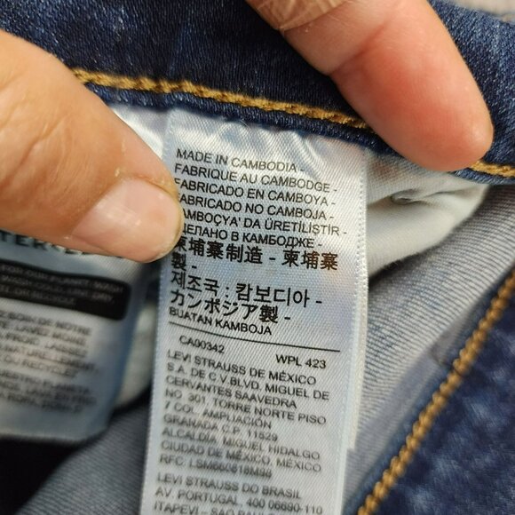 Levis Jeans Womens 32 311 Medium Wash Stretch Mid Rise Shaping Skinny - Picture 13 of 16